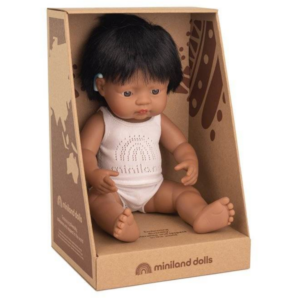 miniland Toys & Games Toys>Dolls, Playsets & Toy Figures>Dolls miniland Babypuppe Hispanic Junge mit Cochlea-Implantat 38 cm Hörgerät