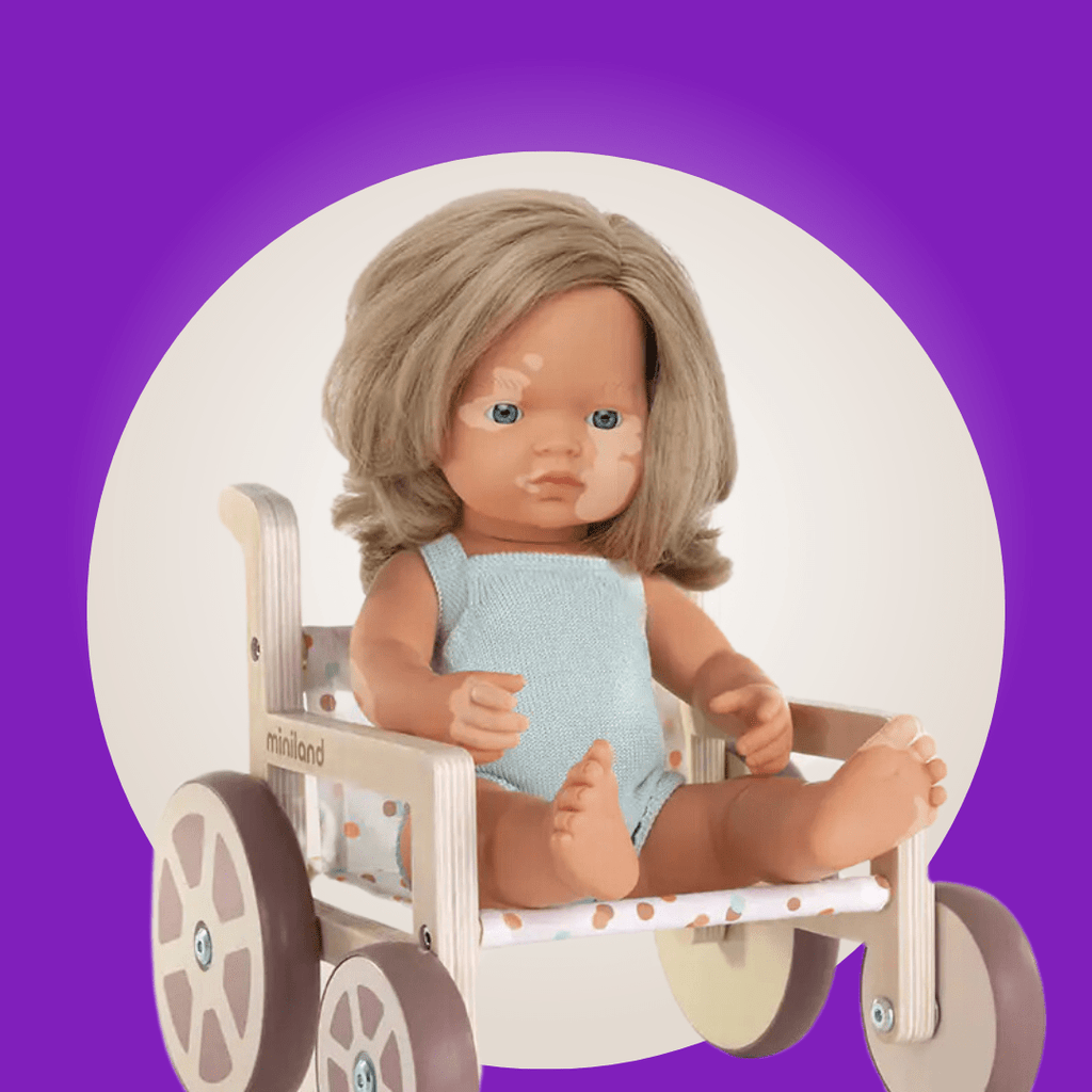 miniland Toys & Games Toys>Dolls, Playsets & Toy Figures>Dolls miniland Puppe kaukasisches dunkelblondes Mädchen mit Vitiligo 38cm